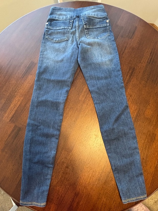 Rock & Republic Women's Blue Skinny Jeans - Picture 2 of 4